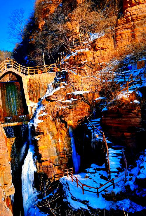 万仙山郭亮村旅游攻略