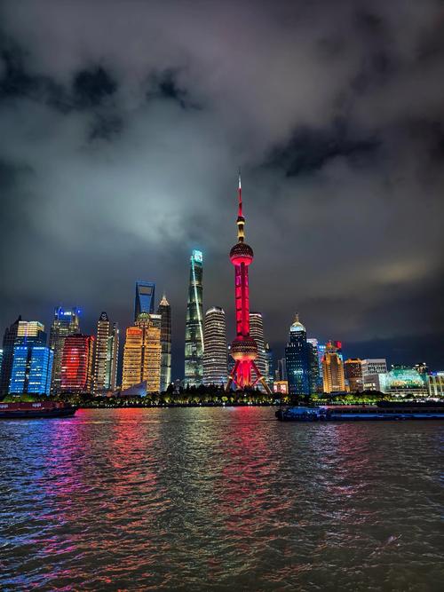 上海外滩游船夜游攻略_上海外滩晚上怎么玩