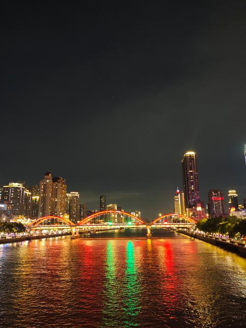 广州夜晚前十景点实拍(广州晚上哪里适合开车兜风)