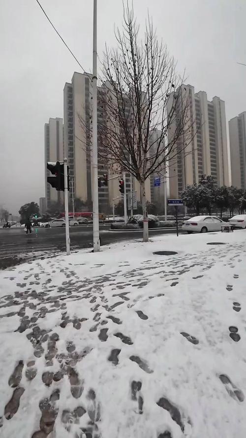 谁能帮我找到河南南阳2009年7月22日的天气预报