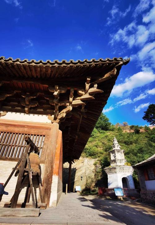 五台山适合一个人去吗,五台山旅游一个人多少钱