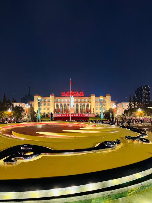 成都天府广场有什么好玩的地方