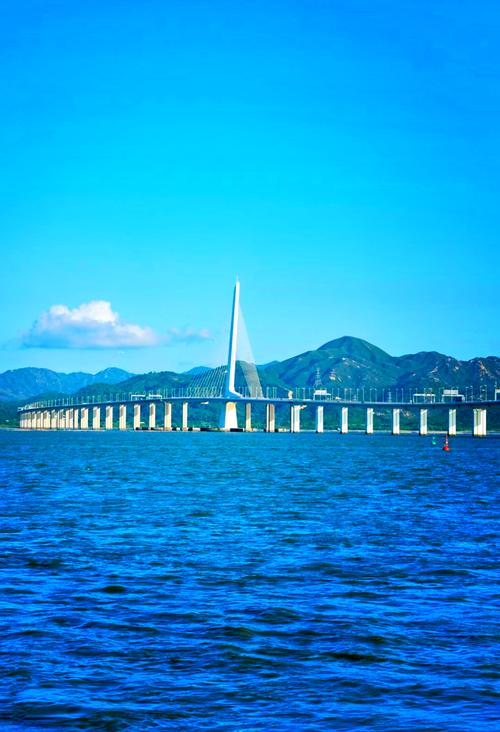 自然风景前十旅游景点(深圳自驾游前十免费景点推荐)