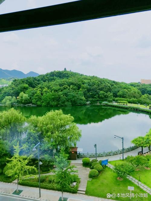 杭州四月份穿什么