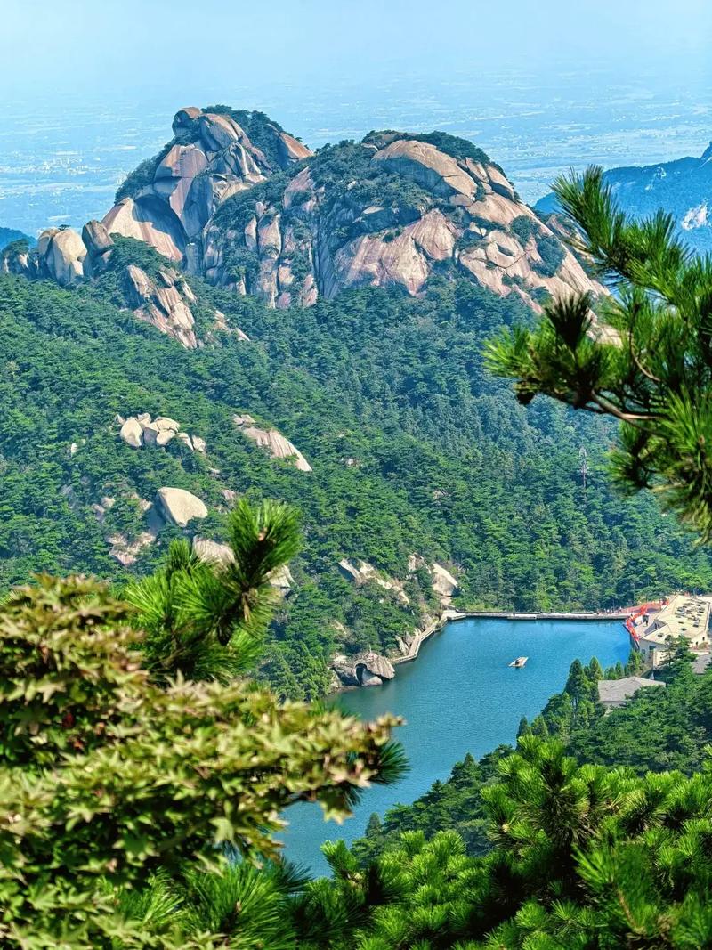 安徽。浙江。江西。各省份的地貌为喀斯特地貌的地方都在哪?