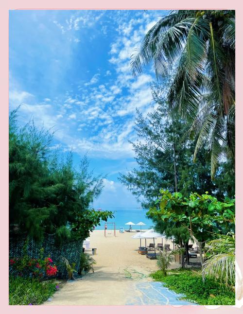最美丽的海南省三亚市亚龙湾海边风光无限好旅游景点推荐的全攻略