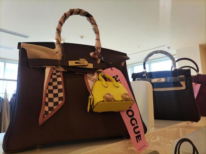 迪拜哪个牌子包包便宜