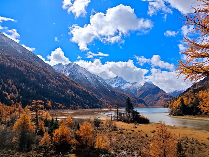 几月去四川甘孜比较好