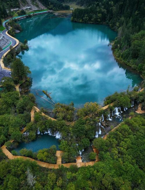 现在可以去成都九寨沟吗?