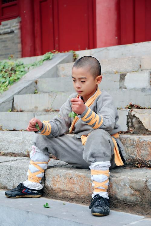 我想送小孩去少林寺好吗