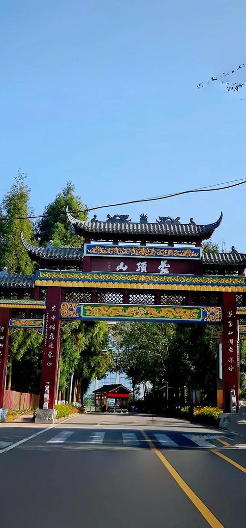 雅安旅游前十必去景点