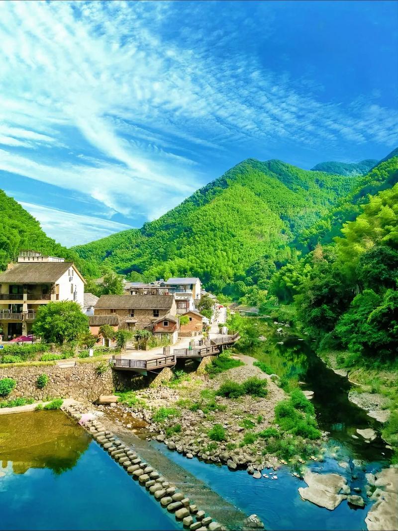 桐庐最出名三个景点