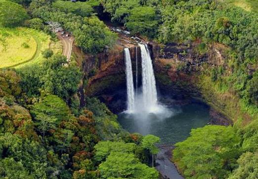 夏威夷阿卡卡瀑布州立公园的英文名
