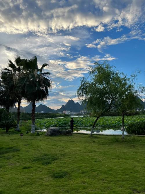 广西贺州前十旅游景点_贺州市区吃喝玩乐的地方