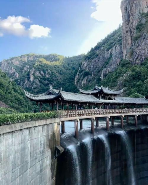 浙江台州地区有什么旅游景点?