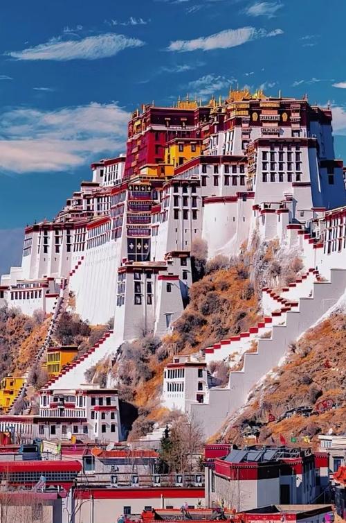 西藏旅游必去前十景点,点开观看不吃亏