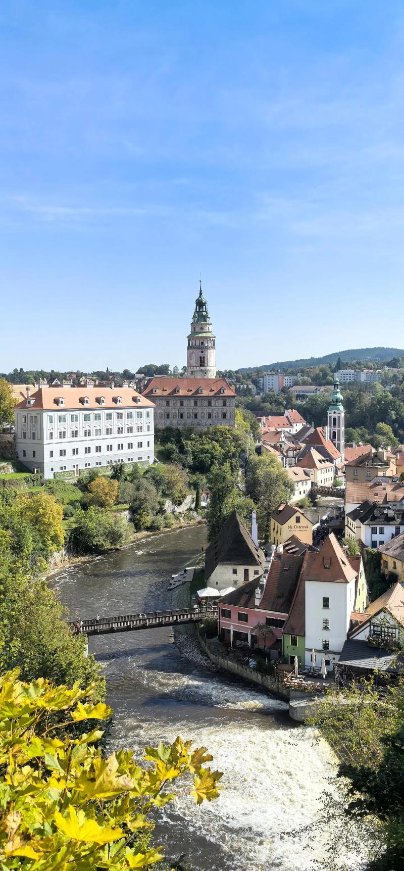 欧洲旅行:和Omio一起探索捷克,探索欧洲真正的老建筑