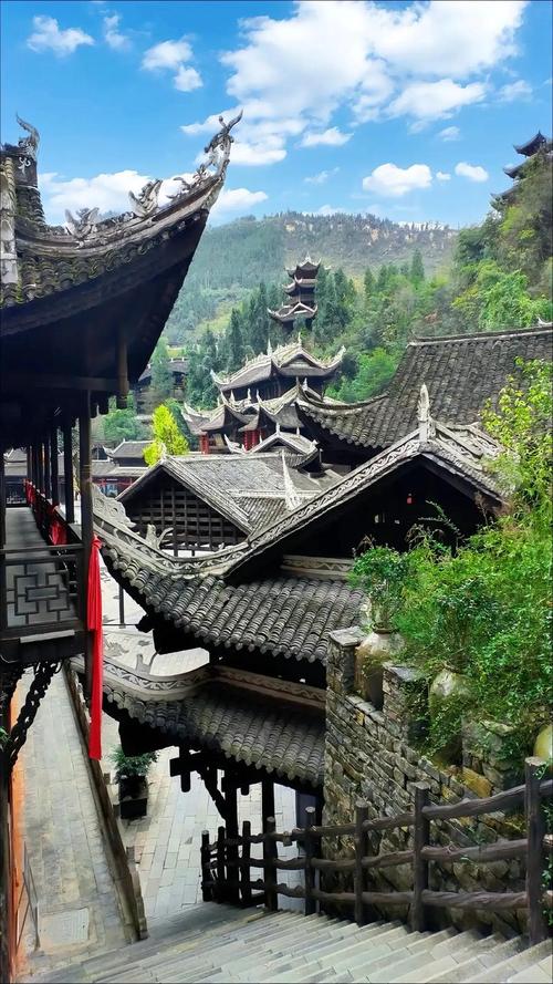 2025年12月29日峨眉山顶有雪吗?