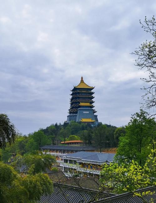 黄石旅游景点有哪些好玩的地方