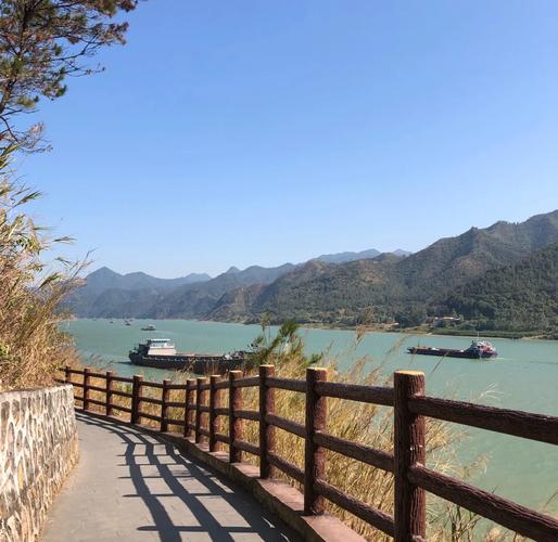 客天下玻璃桥门票多少钱,客天下景区电话号码