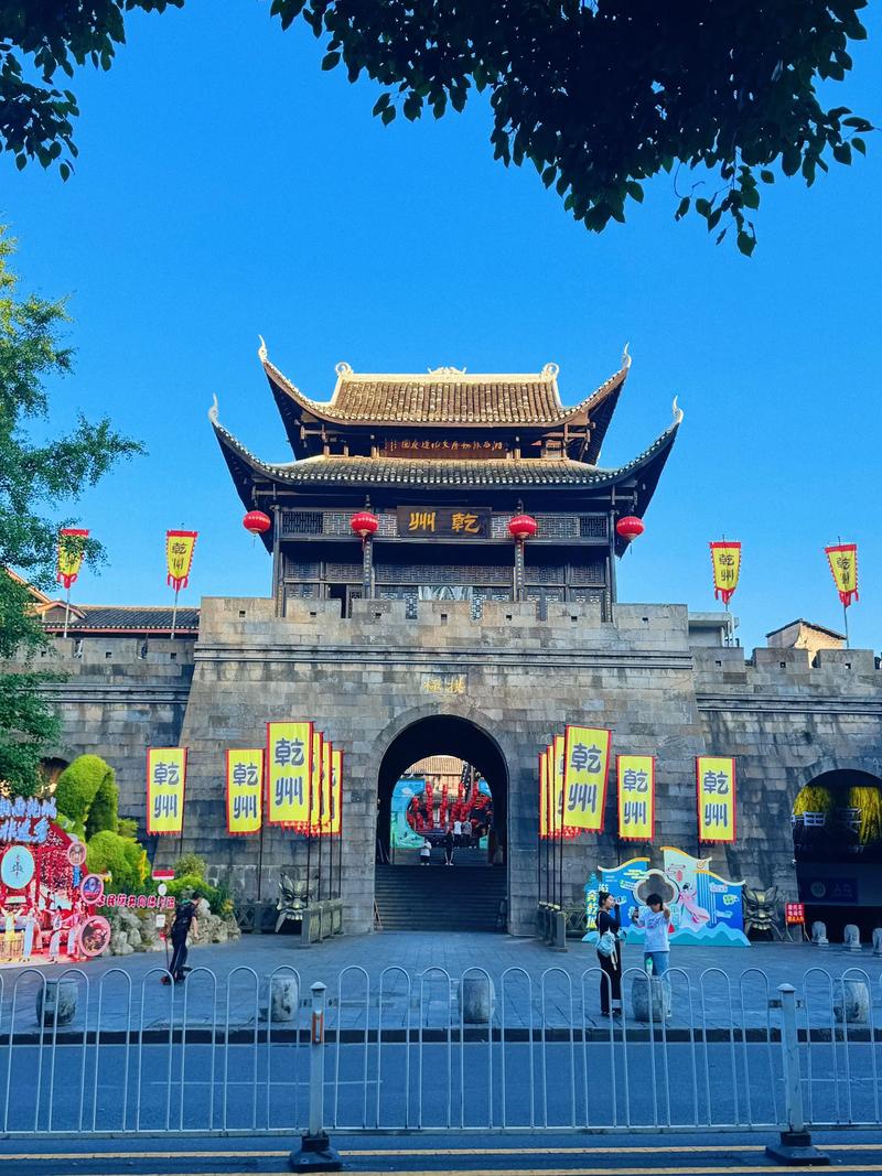 国内旅游古镇景点:湖南湘西乾州古城