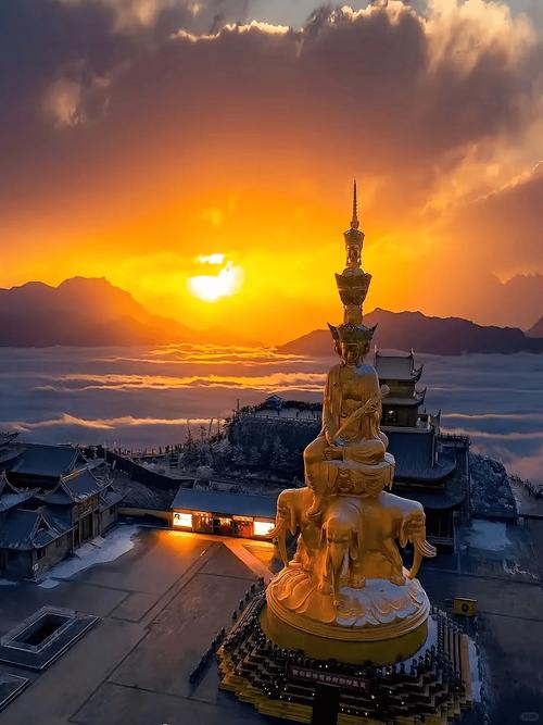 去峨眉山需要带什么东西